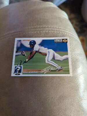 1994 Collector's Choice Rickey Henderson Silver Signature #131 Toronto Blue Jays - Image 1 of 2