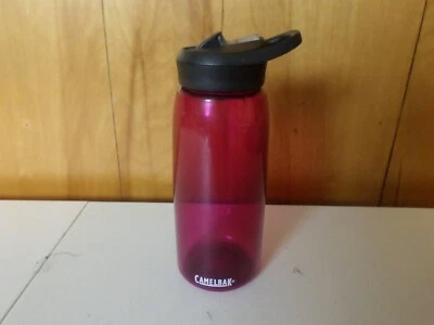 CAMELBAK CHUTE MAG 32 OZ WATER BOTTLE BPA FREE TRANSLUCENT (NO STRAW) - Image 1 of 4