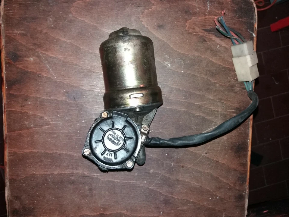 Ricambio Autobianchi A 112 Motorino tergicristalli Magneti Marelli - Immagine 1 di 1