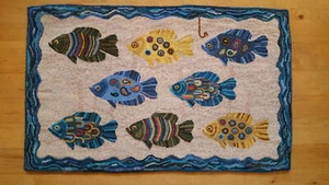 Fish "Scrappie Crappie" Rug Hooking Paper Pattern - Prairie Road Designs - Picture 1 of 3