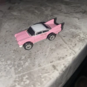 Micro Machines - Galoob - 1959 Cadillac Coupe - Pink - - Picture 1 of 3