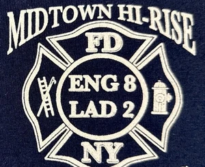 Camiseta FDNY NYC Departamento de Bomberos Ciudad de Nueva York Talla L Manhattan Bravest Engine 8 - Imagen 1 de 6