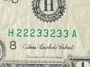 Fancy Serial Number Binary 22233233 One Dollar Bill!! - Picture 1 of 3