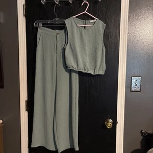 Paper Crane Outfit - Picture 1 of 5