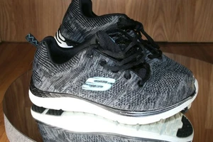 Skechers Skech Knit bequeme Damen-Sneaker US 6, UE 36 59824MC BKTQ GUTER ZUSTAND - Bild 1 von 12