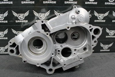 2002 KAWASAKI 96-06 KDX200 97-05 KDX220R OEM ПРАВЫЙ КАРТЕР ДВИГАТЕЛЯ КАРТЕР КРИВОШИПА - Изображение 1 из 4