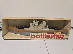 Vintage Strombecker 1980s U.S.S. New Jersey Battleship 5250 Model Ship w Box - Picture 1 of 7