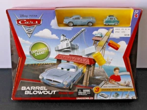 PIXAR CARS 2 BARREL BLOWOUT TRACK SET FINN MCMISSILE PROFSSOR Z - Picture 1 of 4