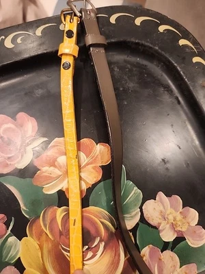 Lote de 2 cintos skinny vintage dos anos 80 couro bovino Capitólio 28 c novo sem etiquetas década de 1980 - Imagem 1 de 4