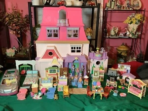 FISHER PRICE 2014 LOVING FAMILY DOLLHOUSE w/ACCESSORIES - Picture 1 of 24