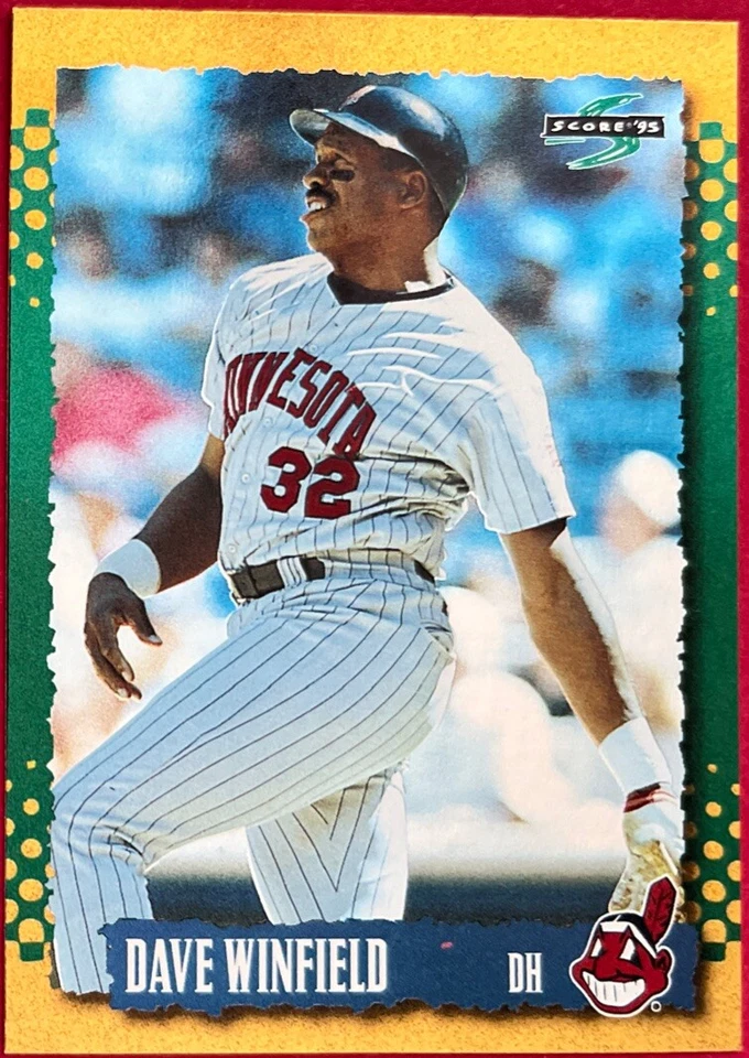 1995 Score Dave Winfield #80 Gold Rush Parallel Card Baseball Hall of Fame - Image 1 of 4