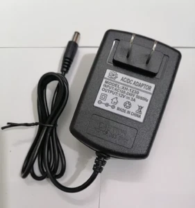 XH-1230 12V-3A 5.5*2.5 Charger Transformer - Afbeelding 1 van 2