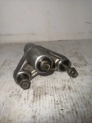 99-07 USADO OEM SUZUKI HAYABUSA AMORTIGUADOR TRASERO PALANCA NUDILLO 62600-24810 Foto 1 de 3