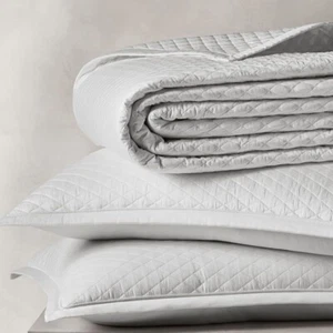 NEU $ 700 Boll & Branch Reserve Lattice King/California King Quilt Kissenbezug Set weiß - Bild 1 von 7