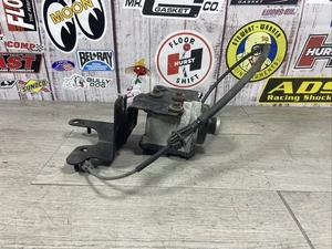 2004-11 Ford Escape YL8F-9C734-EE Cruise Control Servo Module - Picture 1 of 8