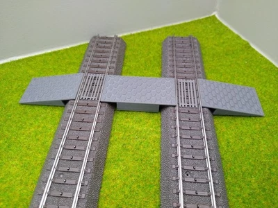 JERKUI 3D DRUCK UND MODELLBAU H0 Zubehör - H0 Bahnübergang für das Märklin C-Gleis - 58 x 30mm - H0 1:87