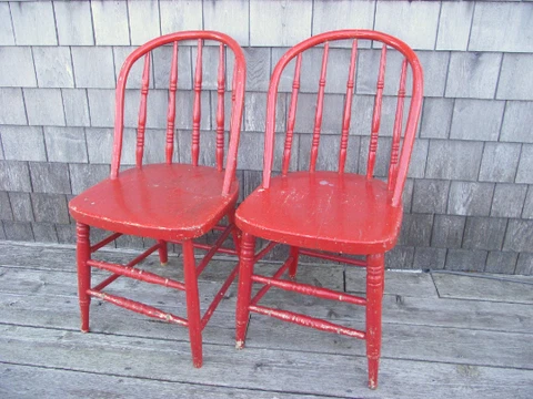 2 RED Antique Vintage Wooden Chairs - Bentwood Spindle Bow Back Country Windsor Cover