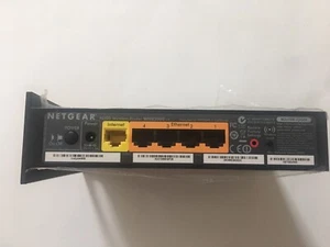 NETGEAR N300 WNR2000 v4 Wireless Router NOT WORKING for parts or fit it - Picture 1 of 3