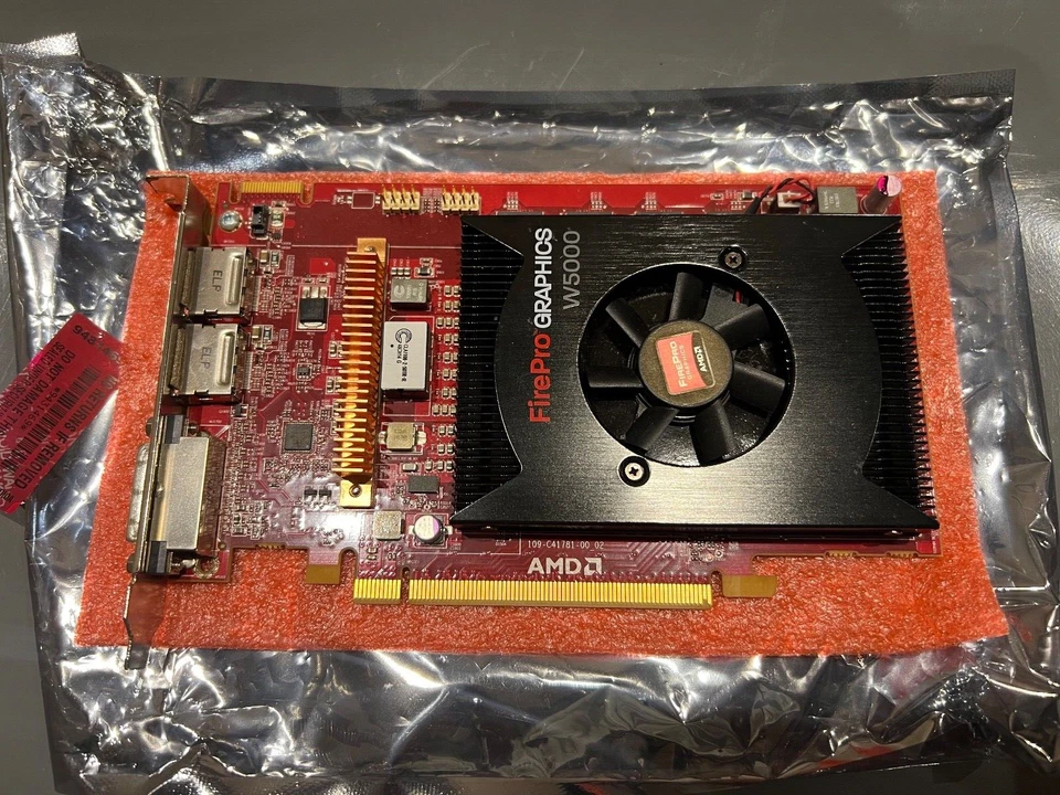 BARCO MXRT-5500 W5000 3D MEDICAL TRIPLEHEAD GRAPHIC CARD 2 GB 13J K9306036-00 - Image 1 of 3