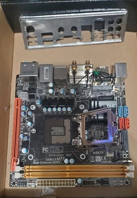 Zotac H77ITX-B-E LGA1155, DDR3, USB 3.0, WIFI, Pciex 16, Mini Pcie Foto 1 de 4