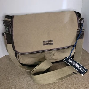 New True Religion Messenger Laptop Bag Color Olive Green Brown Trim One Size - Picture 1 of 5