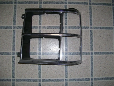 Dodge Caravan Grand 1984 1985 1986 faro delantero izquierdo bisel puerta 4270315 Foto 1 de 4