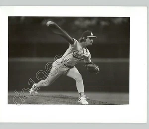 GENE NELSON of OAKLAND ATHLETICS, USA 1990 Artistic VTG MLB Baseball Press Photo - Picture 1 of 2
