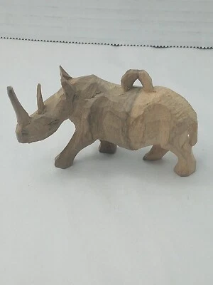 Handcarved Wooden RHINOCEROS RHINO  Pendant Charm Jewelry Making Africa - Imagem 1 de 4
