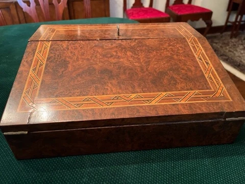 ANTIQUE TRAVELING LAP WRITING DESK BOX WITH INLAID LID Cover