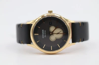 Reloj Citizen Disney Mickey Mouse Eco-Drive Analógico Negro Dorado BV1132-16W Foto 1 de 4