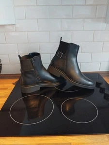 Next Ladies Size 8 Boots - Picture 1 of 6