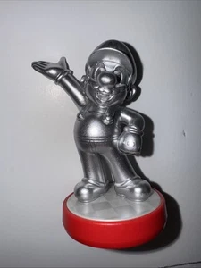 Nintendo Amiibo Silver Super Mario Silver Figure - Picture 1 of 4