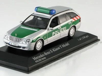 Mercedes-Benz E-Klasse T-Model Police Berlin Minichamps [400 031591] - Image 1 of 4