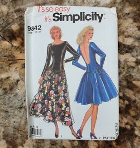 Genuine Vintage - Sewing Pattern - Simplicity 9842 - Fit Flare Backless Dress