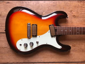 Aria Pro 2 E Gitarre Mosrite Univox mit Fender Saiten - Bild 1 von 10