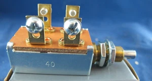 40 amp Momentary Push Military -Spec $58.79 Cost International 093101000 [BB25] - Picture 1 of 9