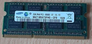 Samsung M471B5673FH0-CF8 2GB 2Rx8 PC3-8500S-07-10-F2 *1 Stück* *Gebraucht* - Picture 1 of 2