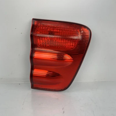 Luz trasera interior del lado del conductor izquierdo Toyota Sequoia 2001 2002 2003 2004 OEM Foto 1 de 4