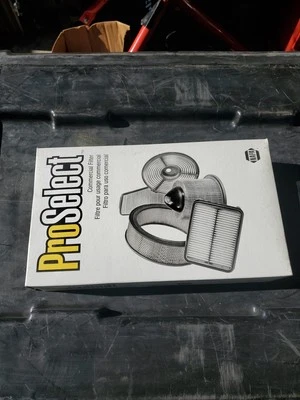 Napa 29057 Air Filter Nissan Altima  - Image 1 of 3