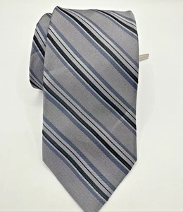 Corbata de seda a rayas grises Calvin Klein nueva sin etiquetas con clip para corbata - Imagen 1 de 5