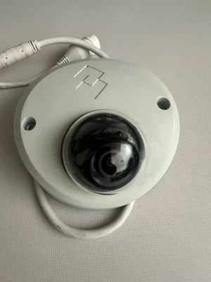 FLIR Fixed lens Outdoor Camera N243MW2 2.1MP 1080P HD 3.6mm - Image 1 of 3