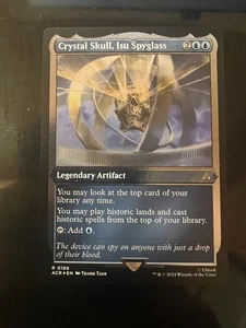 Crystal Skull, Isu Spyglass (Foil Etched) Universes Beyond: Assassin's Creed... - Bild 1 von 4