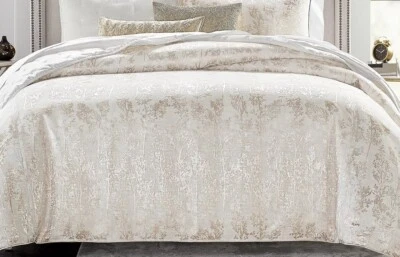 Hudson Park Collection Foglia Full / Queen Duvet Cover Gold - Image 1 of 4