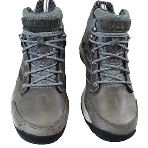 New Balance WW1569GR Gore-Tex Hiking Boots women Size 7 - Gray Leather & Mesh - Picture 1 of 13
