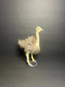 Vintage MCM Rare Real Fur Ostrich Bird Figure Collectible w/ Glass Eyes 6" - Imagen 1 de 7