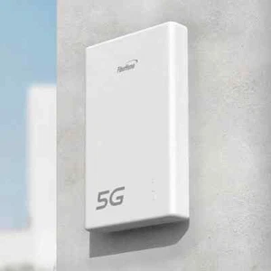 FiberHome 5G Outdoor CPE LG6121D 2.5G Ethernet Port IP67 Wired POE Router Modem - Afbeelding 1 van 12