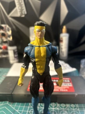 Invincible head sculpt painted 1/12 - Image 1 of 4