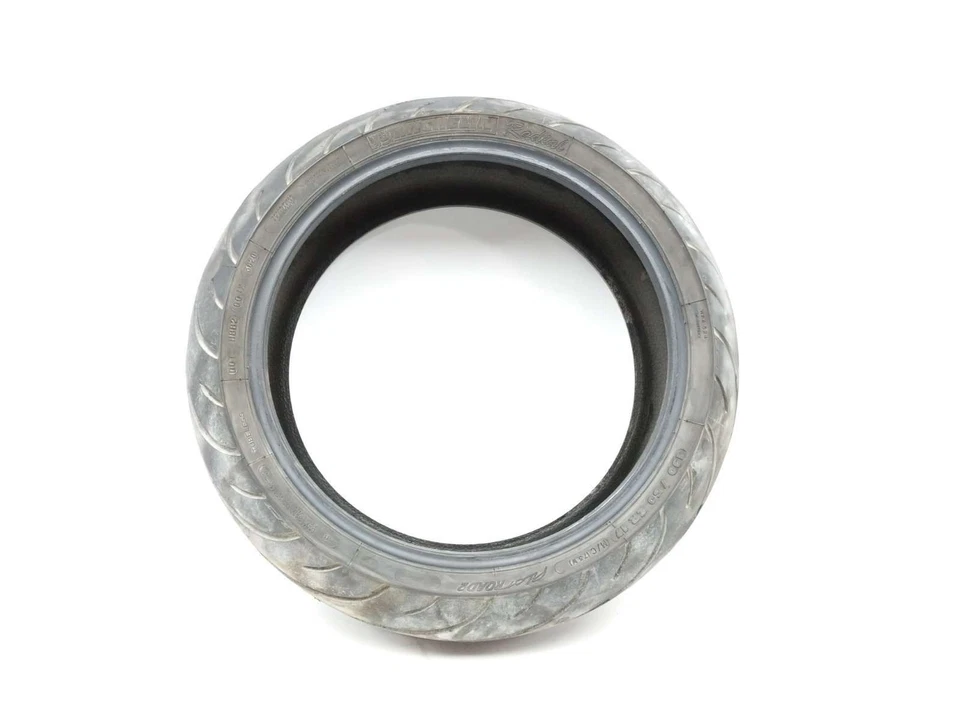 Neumático trasero Michelin Pilot Road 2 190/50-17 Foto 1 de 4