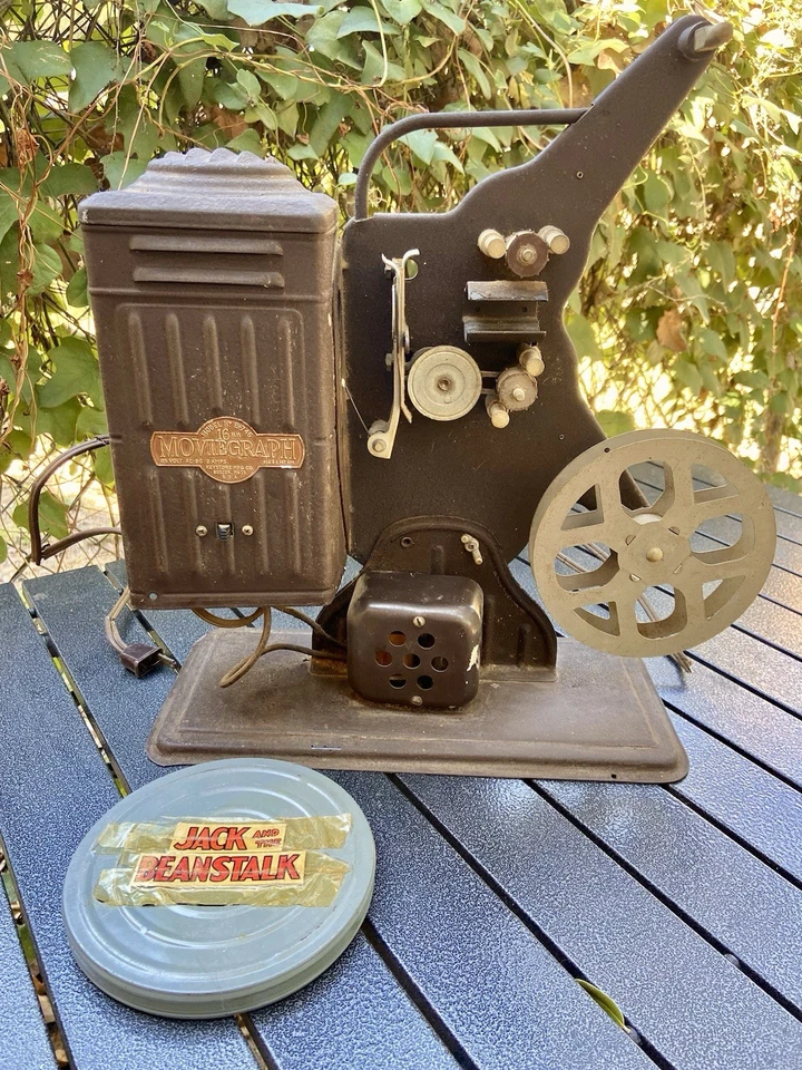 KEYSTONE MOVIEGRAPH Modelo Nº. Projetor de Filme Antigo 16mm E-746 - Imagem 1 de 4