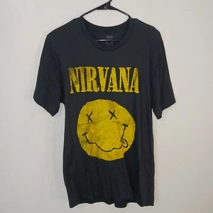 Camiseta Nirvana Talla L Negra/Amarilla Cara Smiley - Imagen 1 de 6